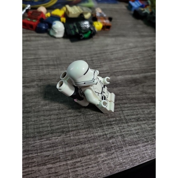 Lego First Order‎ Flametrooper (sw0666) Minifigures Star Wars 75103 - Picture 2 of 3